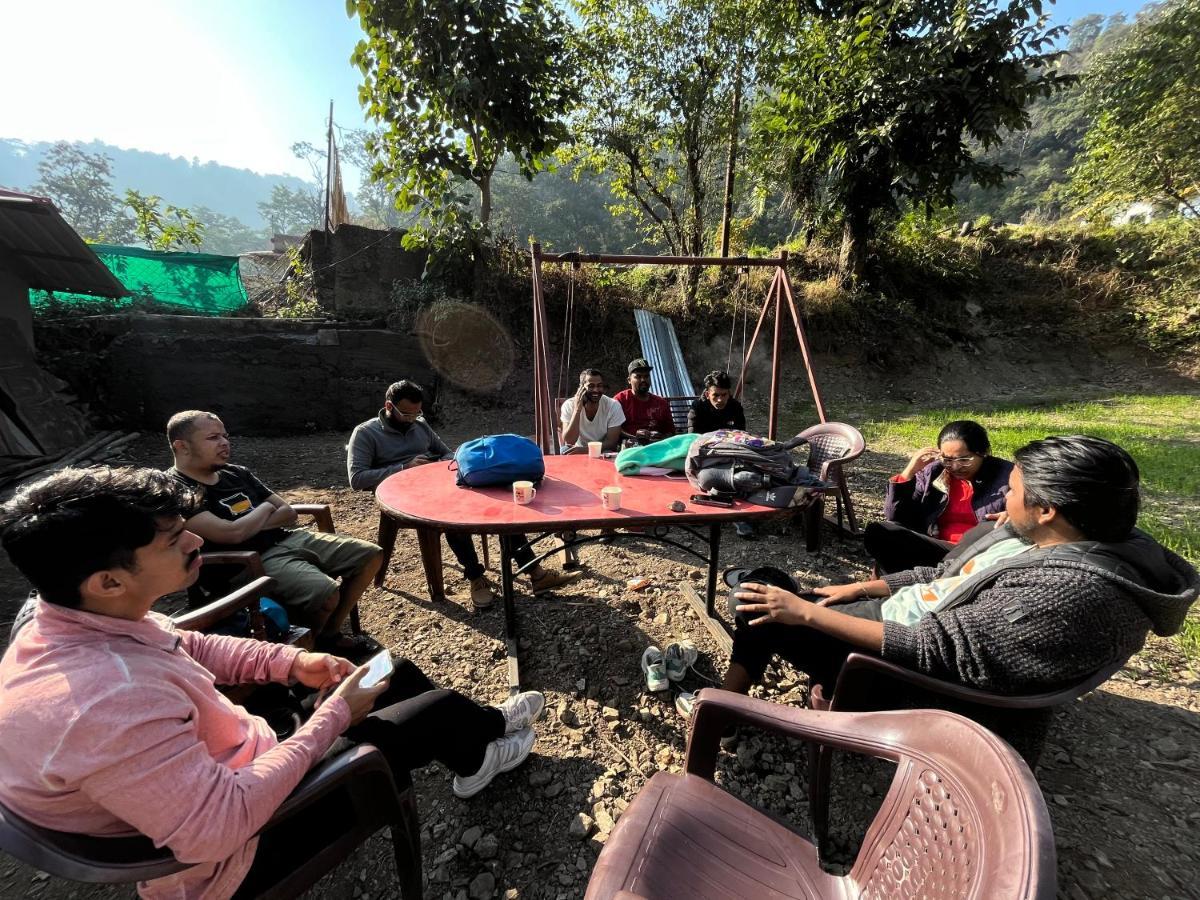 Joey'S Hostel Rishikesh Exterior photo